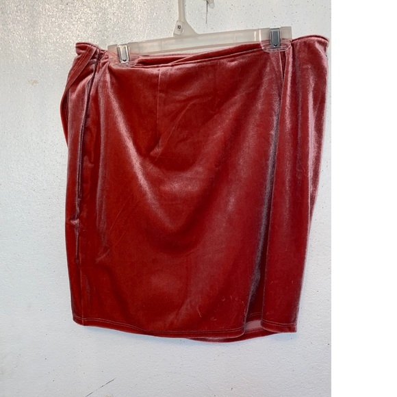 Abercrombie & Fitch Velvet Ruffle Skirt Coral Pink Size S - Picture 5 of 6